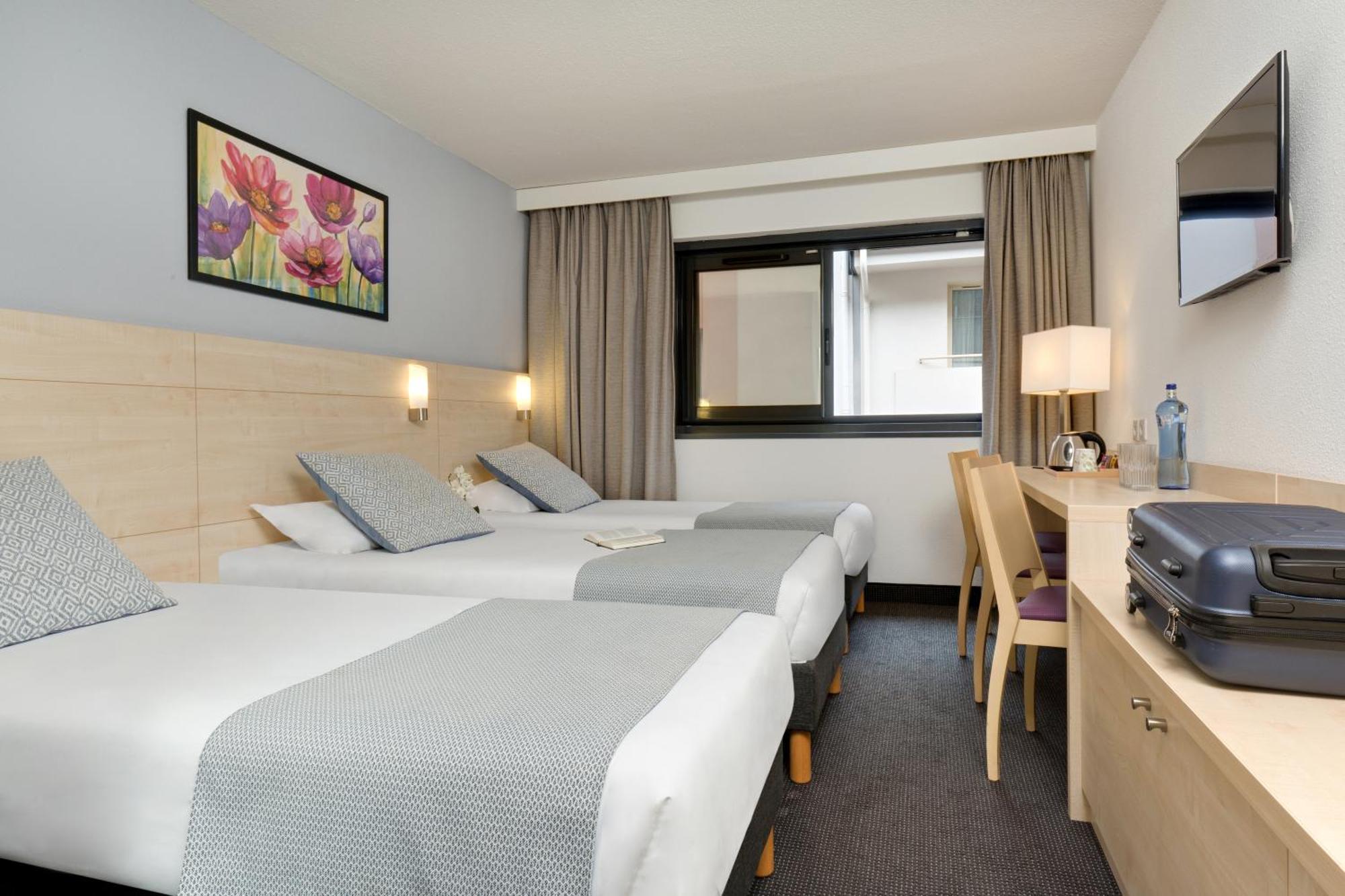 Triple Room,705734287:JPEG